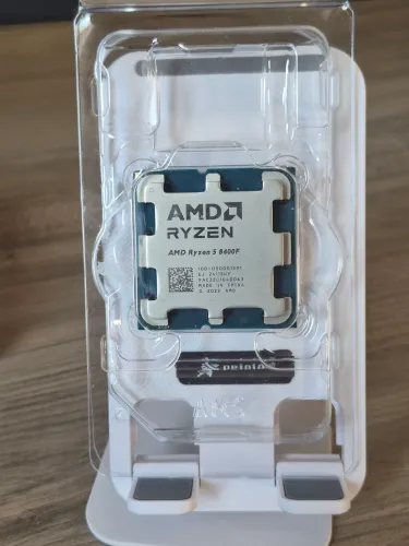Processador AM5 Ryzen 5 8400F 4.2 GHz OEM