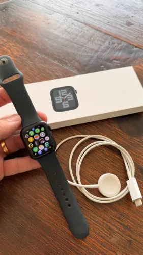 Apple Watch SE 2 40mm midnight
