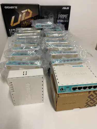 MikroTik RB750Gr3 (hEX) - Roteador Gigabit Profissional