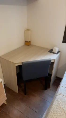 Escrivaninha de trabalho e estudo