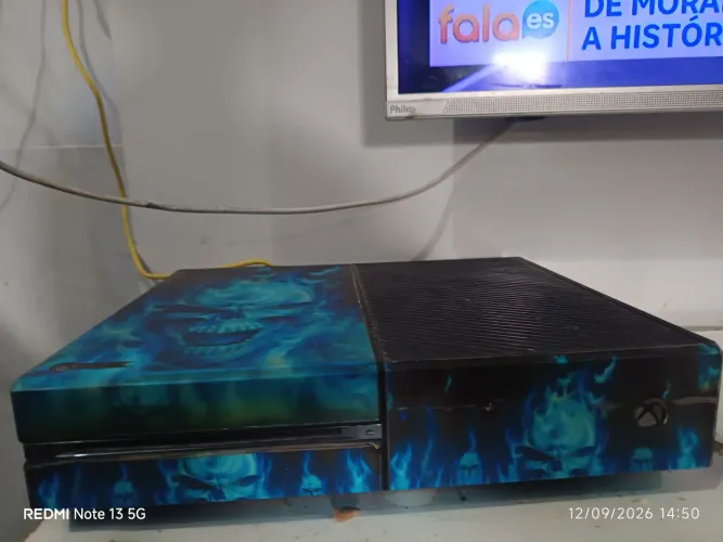 Xbox one personalizado 3 anos de uso peças toda original fonte original, vendo ou troco