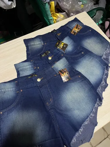 Shorts jeans promoção 10,00