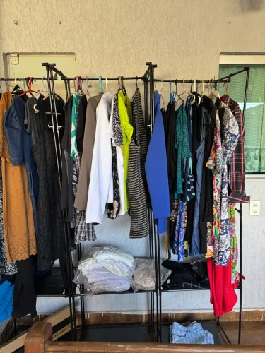 ROUPAS EM GERAL BRECHÓS Várias marcas