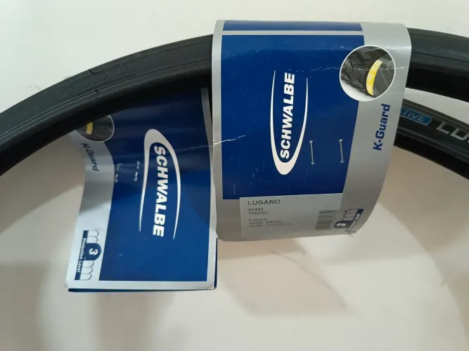 Dois Pneu bike speed Lugano 700x23c schwalbe active k-guard