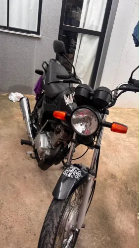 Moto bem conservada