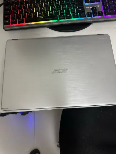 Notebook Acer I7