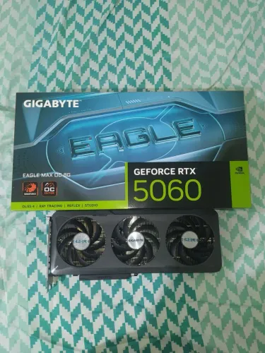 RTX 5060 8GB GIGABYTE EAGLE TRIPLE FAN