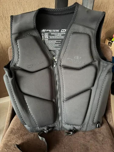 Colete MAX FLOAT EG