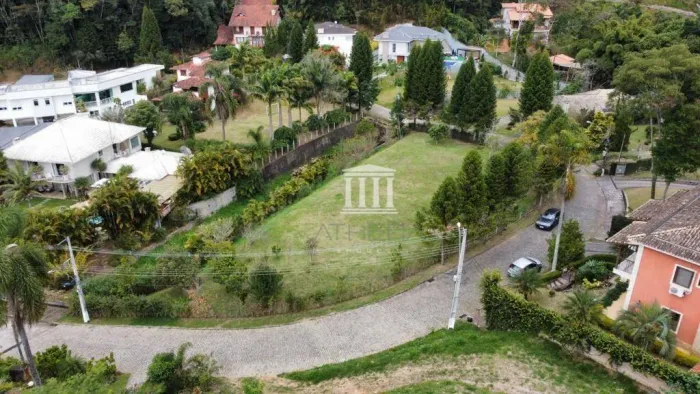 Terreno à venda, 831 m² por R$ 1.200.000,00 - Quebra Frascos - Teresópolis/RJ