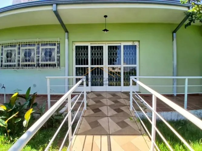 Casa à venda em Americana, Nossa Senhora de Fátima, com 3 suítes, com 350 m²
