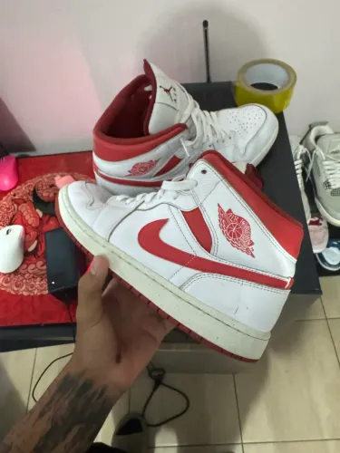 Air Jordan 1 White dune
