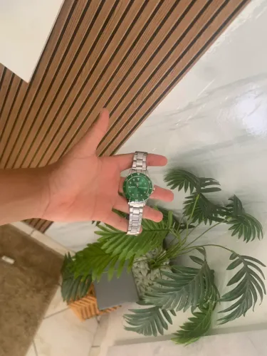 RELÓGIO MASCULINO VERDE - ESTILO E ELEGÂNCIA