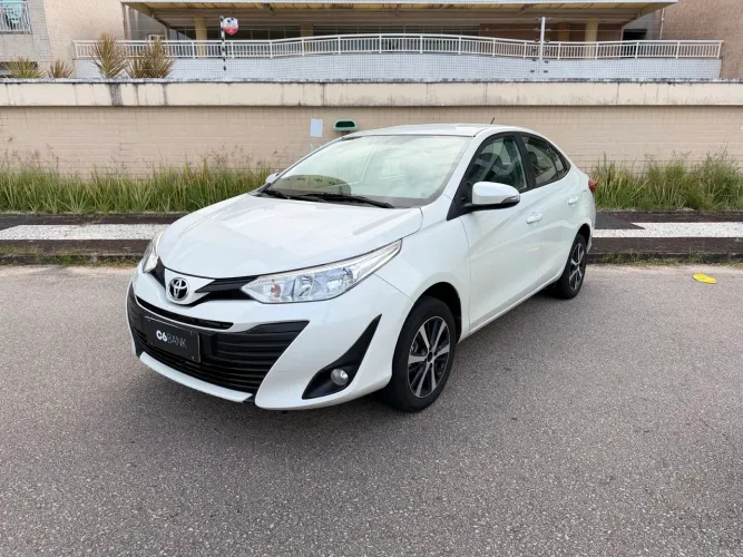 Toyota Yaris XL Sedan 1.5 Flex 16V 4P Aut. 2020