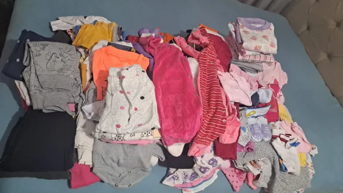 lote de roupas de menina