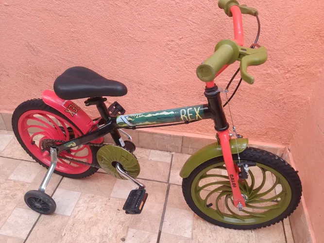 Bicicleta aro 16 Caloi Rex semi nova