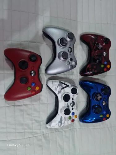 Lote controles Xbox 360 todos originais funcionando perfeitamente