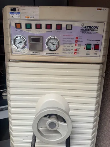 Autoclave vertical Sercon 
