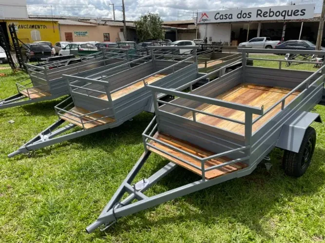 Carretinha 2.00 x 1.20 nova para quem exige qualidade - reboque