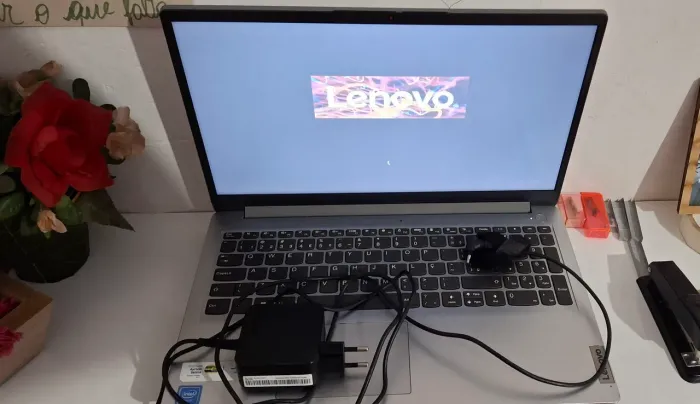 ? NOTEBOOK LENOVO À VENDA ?