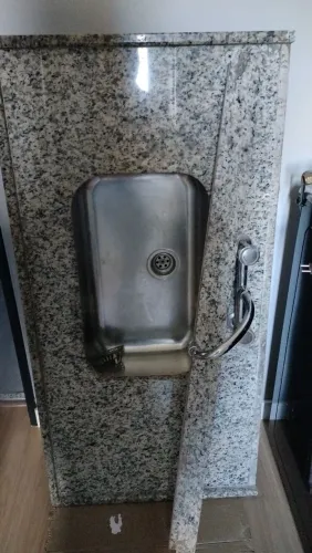 Pia de cozinha em mármore