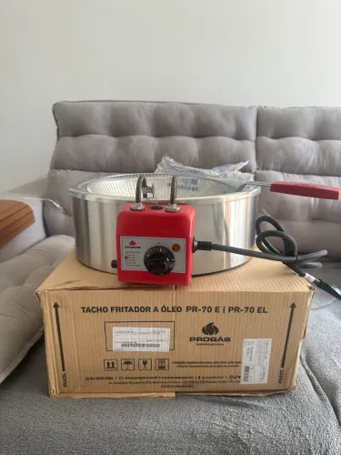 Tacho fritador, nunca usado. 