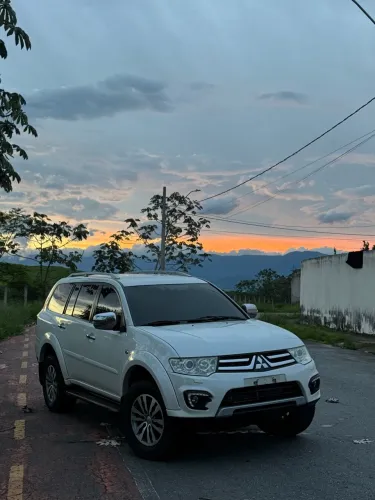 Mitsubishi Pajero HPE 3.2 4X4 T.i. Dies. 5P Aut. 2018