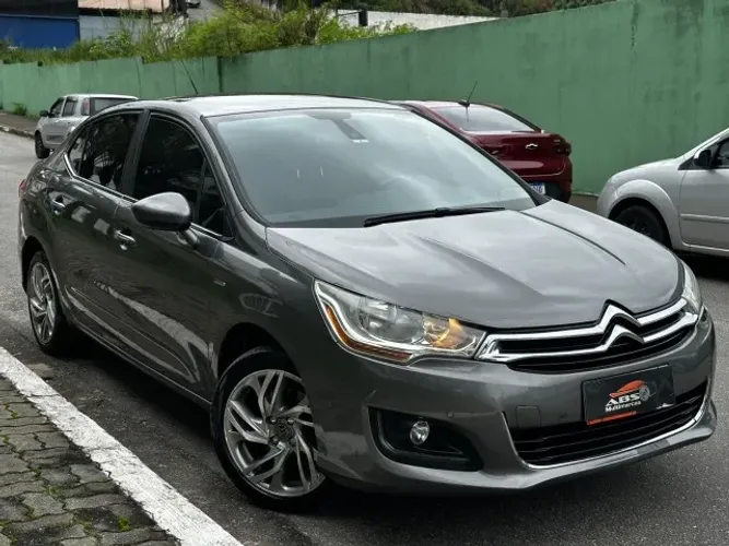 Citroen C4 Lounge Exclusive 1.6 Turbo 4P Aut. 2014
