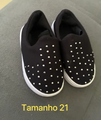 Sapatos de bebê menina