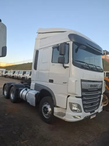 DAF 530 6X4 BUG LEVE CANELINHA 22/22 390.000,00