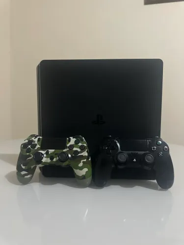 PlayStation 4 Slim - 1 TB