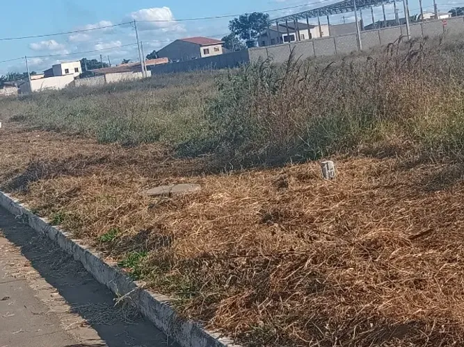 Terreno no Loteamento Jardim São Pedro