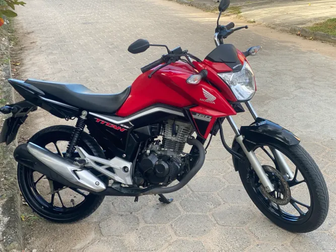 HONDA TITAN ED ESPECIAL 40 anos