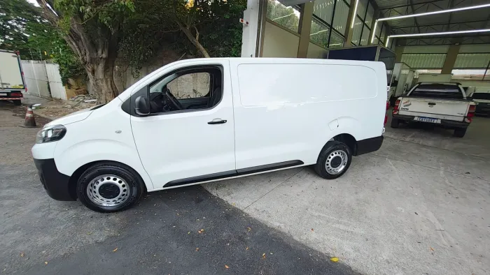 Citroen Jumpy Furgão Pack 1.6 Turbo Diesel 2021