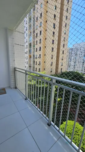 Alugo apto reformado pintado Com projetados no Brisas Altos do Calhau/ Cohafuma