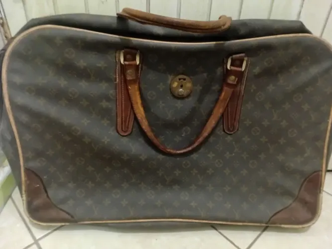 MALA Louis vuitton
