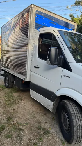 Caminhao bau mercedes Benz 311