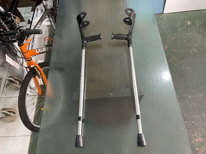 Par de Muleta Canadense Fixa em Alumínio 140kg