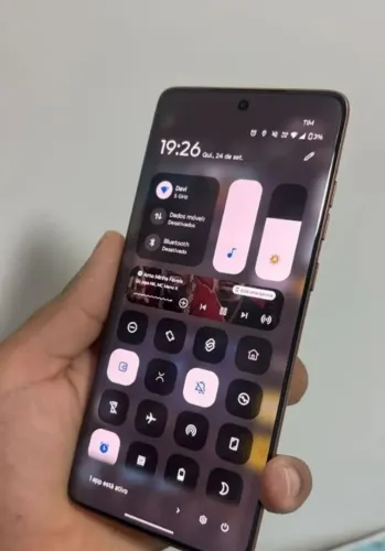 Moto Edge 60 Fusion Zero 256GB 12GB de RAM caixa e nota fiscal