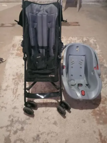 CARINHO DE BEBE COM SUPORTE