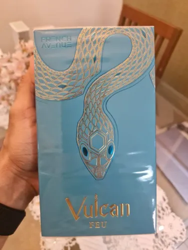 Perfume Vulcan Perfume French Avenue Vulcan Feu - 100% Original com Nota Fiscal - Lacrado