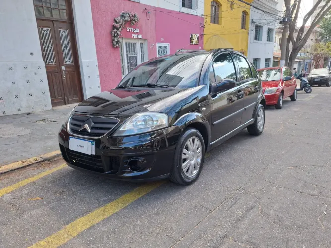 Citroen C3 GLX 1.4/ GLX Sonora 1.4 Flex 8V 5P 2011