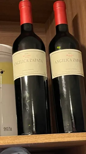 Vinho ANGÉLICA ZAPATA