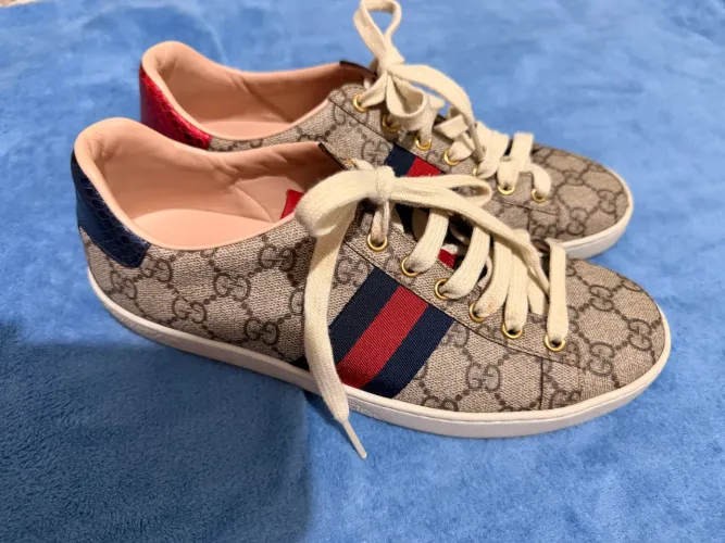 Tênis Gucci