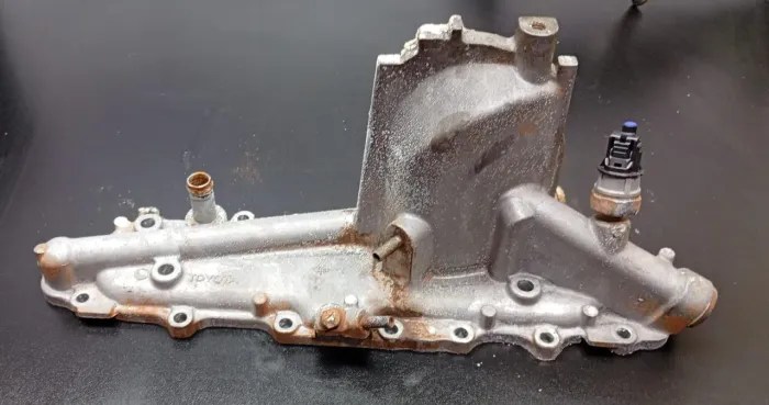 Suporte do Filtro de Óleo com Carcaça do Resfriador HILUX 2013