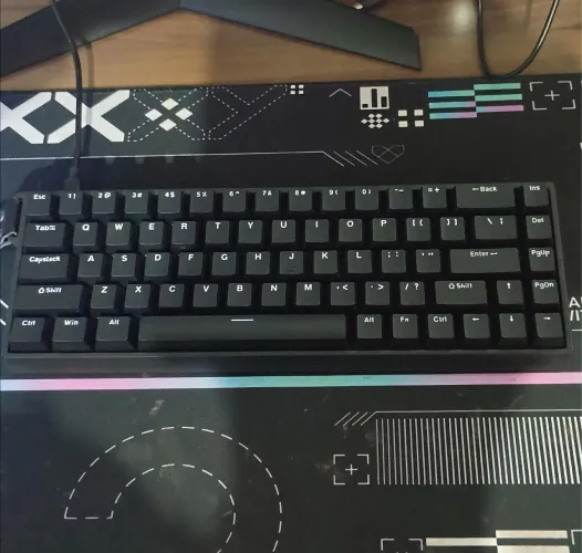 Teclado magnético aula win68 he