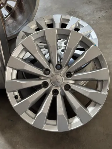 Roda pajero full aro 20 (4)