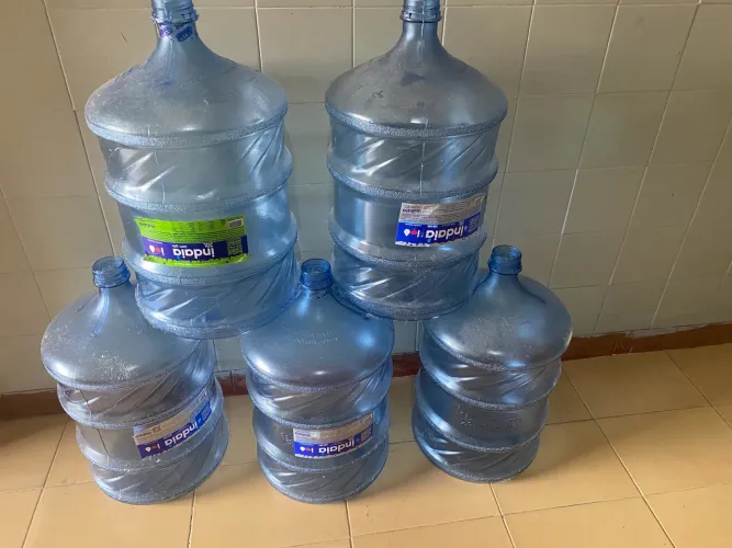 Garrafões de água Indaiá 20L