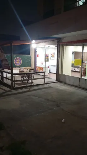 Sorveteria e Lanchonete 