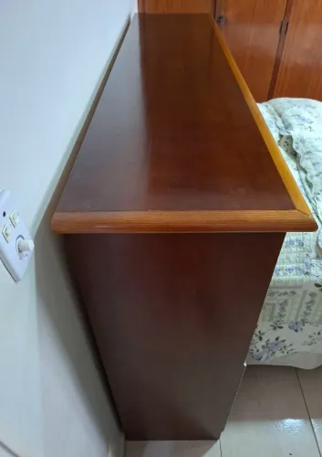 CABECEIRA CASAL MADEIRA COM BAU E 01 CRIADO MUDO EMBUTIDO