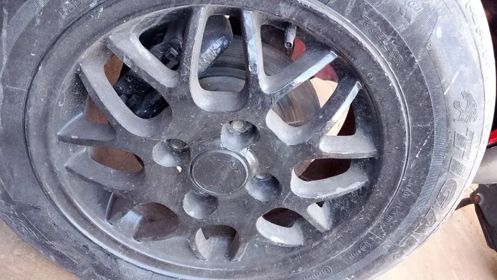 Preciso de uma roda dessa aro 14 furacão 4x100